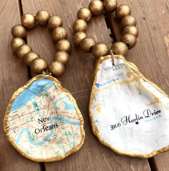 Memories Map Oyster Ornament/Wine Bottle Charm