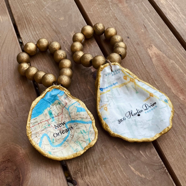 Memories Map Oyster Ornament/Wine Bottle Charm